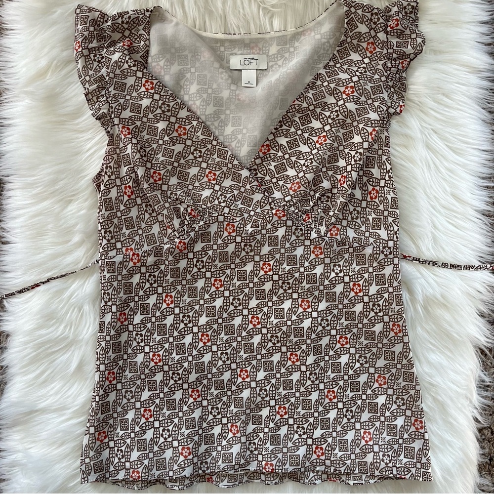 Ann Taylor LOFT Women’s Floral V-neck Flutter SleeveTop